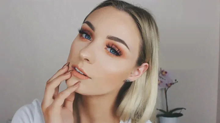Too Faced Sweet Peach Palette + MUG Shadows | Natalie Brown