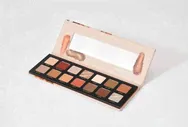 Палетка теней для век Catrice Pro Natural Spirit Slim Eyeshadow Palette 010