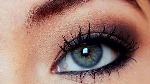 Soft & Sultry Matte Smokey Eye (Too Faced Natural Eye)